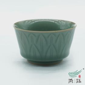 清可轩青瓷刻绘芭蕉叶杯