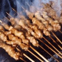 大庄园羊肉烧烤串 净含量:230g/袋（13串）18g/串 20袋/件 (内置烧烤撒料20g、辣椒粉10g) 商品图1