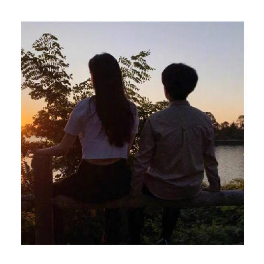 【7.28 20积分+39.9元】夏季BM风基础款上衣 白 M 商品图2