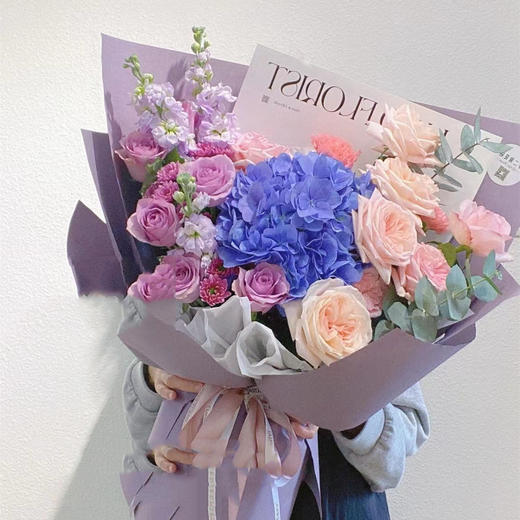 不指定款式花束 绣球盲盒花束给您每一次的惊喜 商品图4