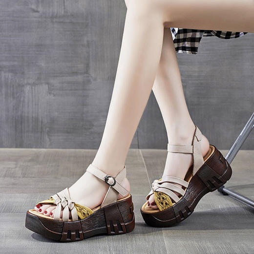 头层牛皮坡跟休闲凉鞋  YYQ-76988 商品图0