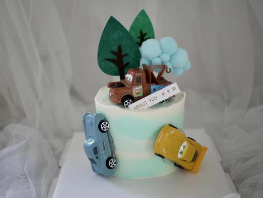 4寸汽车蛋糕 一鲜奶动物奶油蛋糕 商品图0