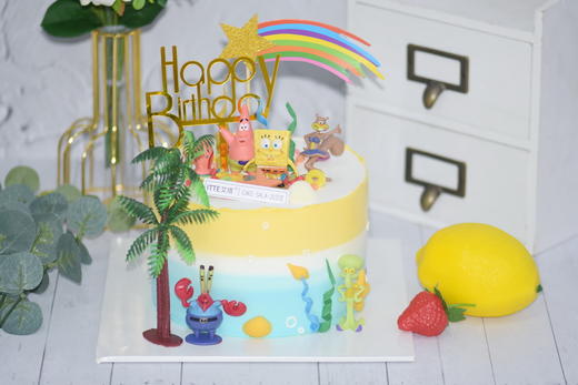 【海绵宝宝】动物奶油，新鲜水果夹心，我们都喜欢活泼热情的海绵宝宝;海绵宝宝永远都不会孤单，因为他有海大星… 商品图0