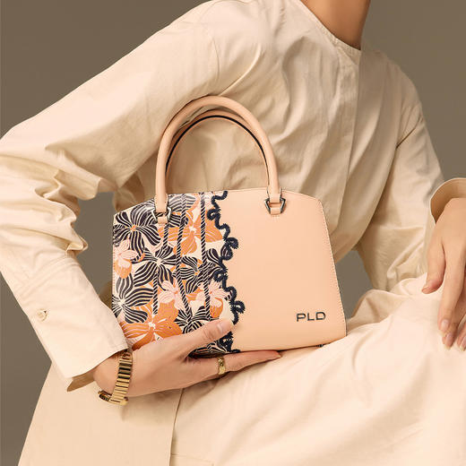 保兰德PLD  HUG拥抱系列手提包 大容量拼色女单肩斜挎包 商品图4