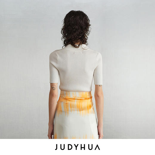 JUDYHUA 刺绣红唇Polo领针织上衣 商品图2