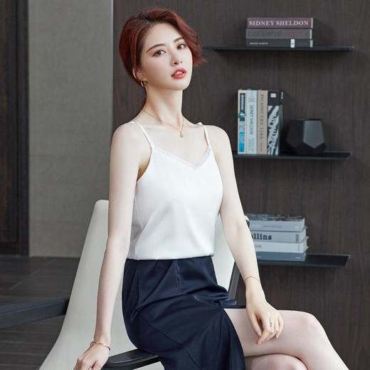 NLD-SH650新款时尚性感V领绸缎吊带背心 商品图0