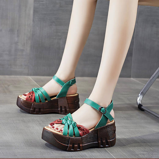 头层牛皮坡跟休闲凉鞋  YYQ-76988 商品图1