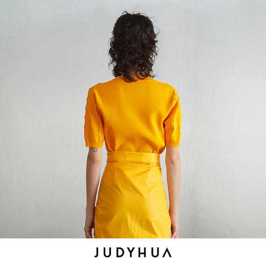 JUDYHUA 镂空袖设计针织上衣 商品图2