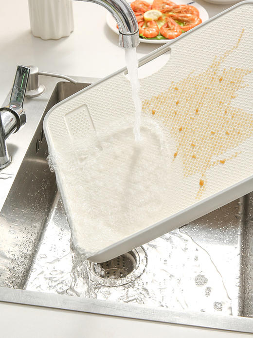 【防霉双面】日本焦亚gioia防霉菜板双面家用食品级塑料砧板婴儿辅食案板 商品图4