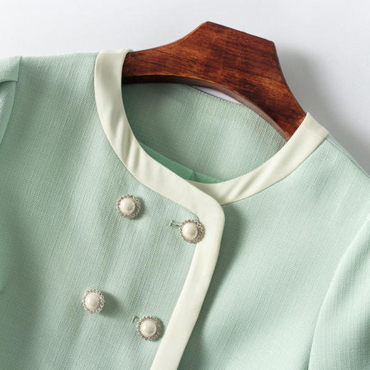 OLSZ85910新款时尚优雅气质圆领短袖单排扣上衣拼接包臀裙两件套 商品图4