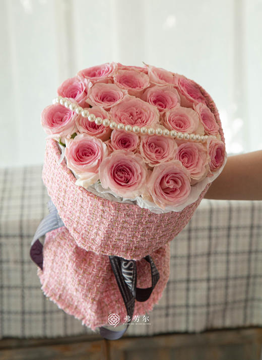 【浪漫邂逅】粉色系&白色系玫瑰花束    多款式可选 商品图0