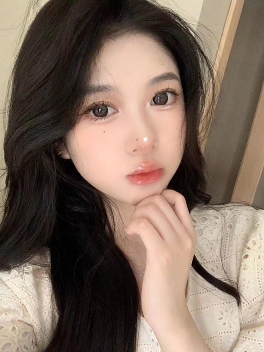 Lilyanna半年抛美瞳 幸运星 14.5mm 商品图0