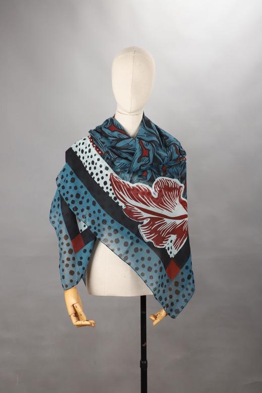 外贸工厂原单超大围巾‼💫 可做披肩使用❣ 夏日里遮阳❣ 空调房保暖❣ 有这一条就够了‼ 商品图0