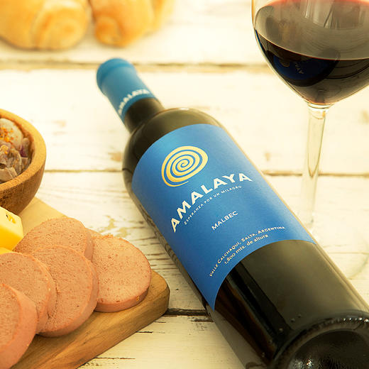 【Amalaya】阿玛拉雅马尔贝克混酿干红葡萄酒 阿根廷旗舰葡萄马尔贝克 1800米高海拔产区 橡木桶陈化8个月 多次获奖 草莓覆盆子水果香气夹杂一丝胡椒香 充满活力 750ml 商品图4