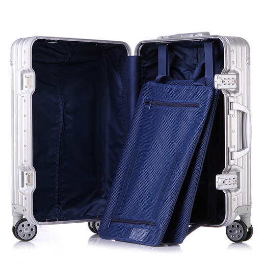 掌柜力荐！十年不坏~渠道牛货福利 男女通用万向轮铝镁行李箱 商品图5