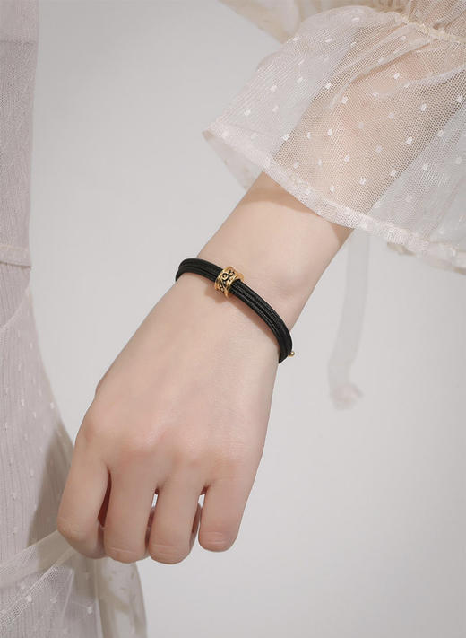 可调节磁性吸金绳磁力绳项链黑绳穿转运珠吊坠配绳原创设计男女可调节手链棉吸金绳长约58.5cm（不包含绳子上面黄金配件） 商品图2