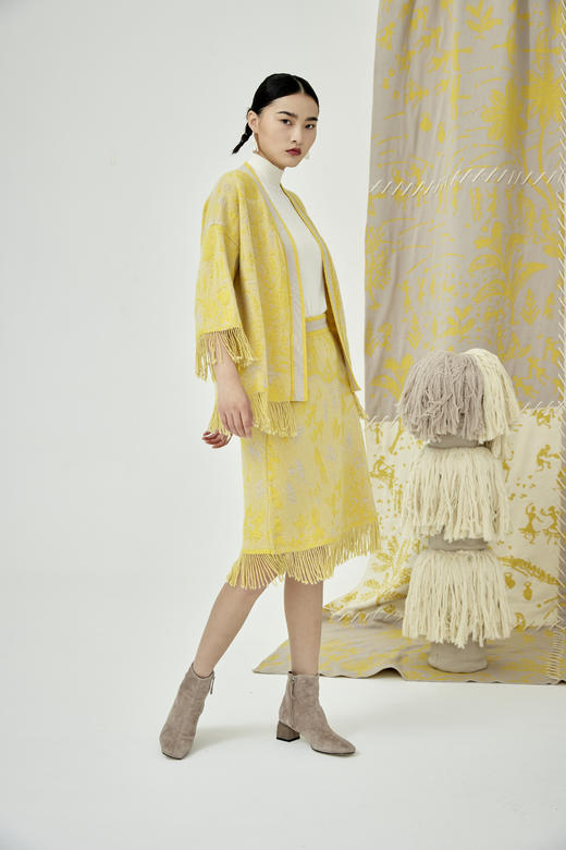 SJF93W256N V领手工流苏提花羊绒开衫 商品图1