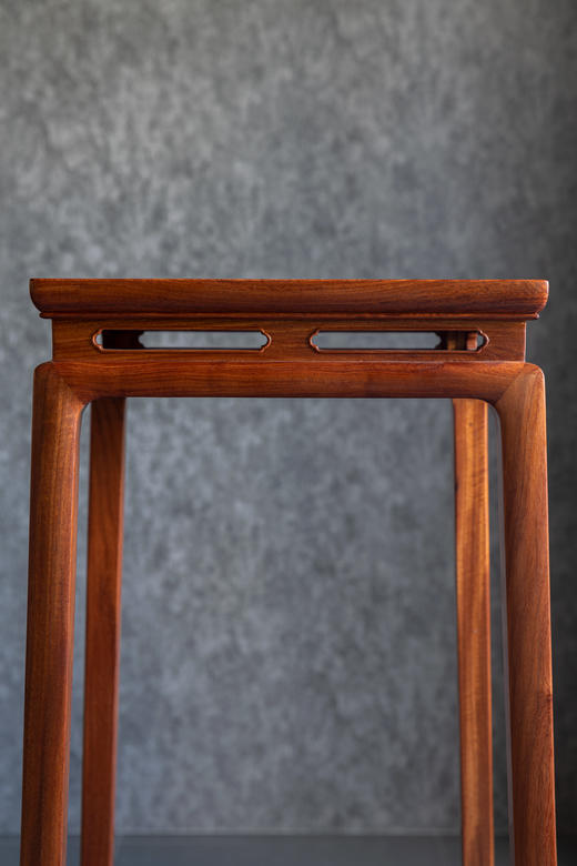 红桥红  家具严选  缅甸花梨（大果紫檀）【石面 98 明式托泥束腰 花架】 商品图1