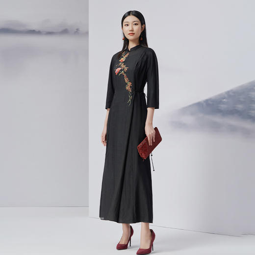 TANGY Collection/天意精品2022年春夏新品长款收腰莨绸连衣裙 商品图1