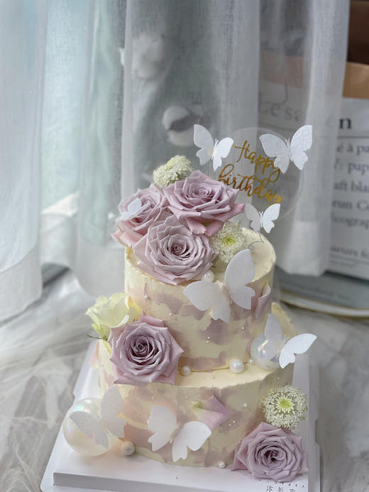 鲜花蝴蝶双层蛋糕 商品图3