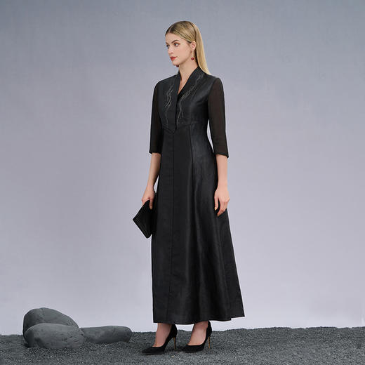 TANGY Collection/天意精品2022年秋季新品莨绸礼服裙 商品图1
