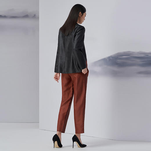 TANGY Collection/天意精品2022年秋冬新品秋日私语复古拼色茛绸外套 商品图2