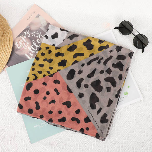 外贸工厂原单超大围巾‼💫 可做披肩使用❣ 夏日里遮阳❣ 空调房保暖❣ 有这一条就够了‼ 商品图7