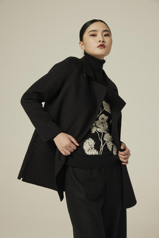 女装侧开叉羊绒呢大衣 SJF93W850N 商品图1