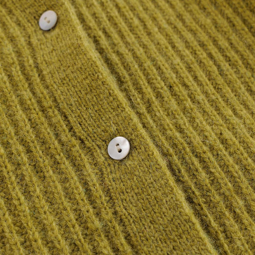 【马克珍妮 芦芙】秋装新款 女童绵羊毛柔软针织开衫221635 商品图6