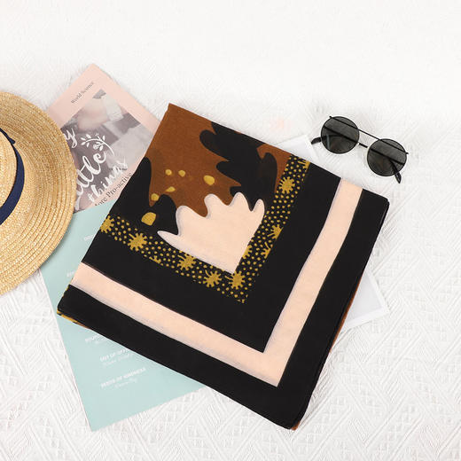 外贸工厂原单超大围巾‼💫 可做披肩使用❣ 夏日里遮阳❣ 空调房保暖❣ 有这一条就够了‼ 商品图7