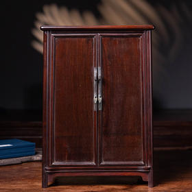 清 红木圆角柜摆件