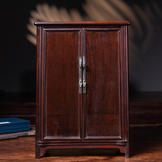 清 红木圆角柜摆件 商品图0