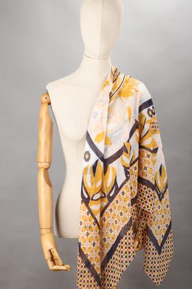 外贸工厂原单超大围巾‼💫 可做披肩使用❣ 夏日里遮阳❣ 空调房保暖❣ 有这一条就够了‼