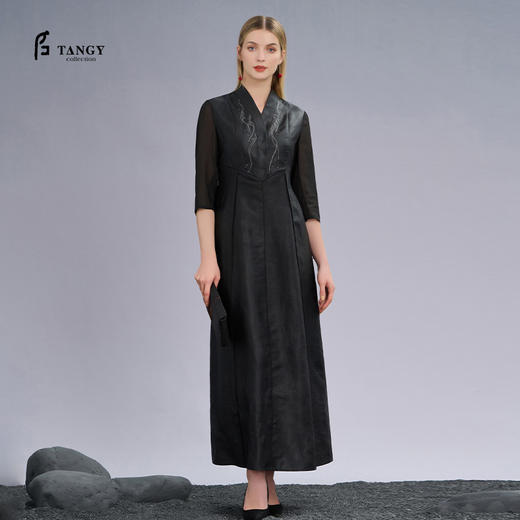 TANGY Collection/天意精品2022年秋季新品莨绸礼服裙 商品图0