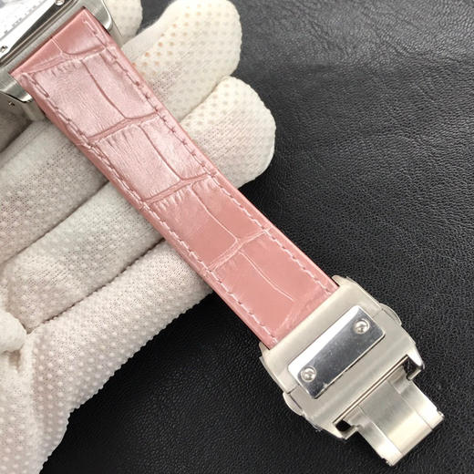 V6卡地亚山度士女士全自动机械手表，型号：W20126X8，表径44.2 x 35.6毫米，精钢表壳，蓝宝石水晶玻璃，女士，密底，防水100米 商品图11