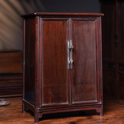 清 红木圆角柜摆件 商品图4