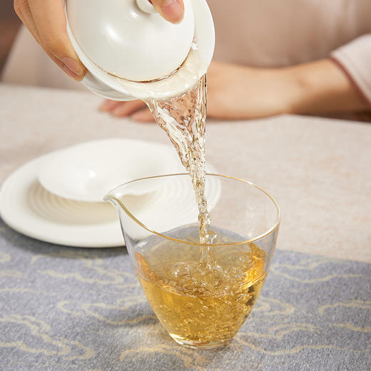 自家系列丨2022年 朋悦 明前白毫银针 200g盒 商品图4