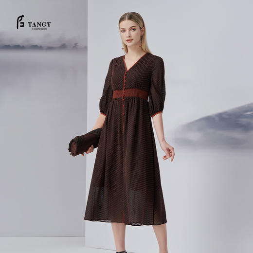 TANGY Collection/天意精品2022年秋季新品莨绸礼服裙 商品图0