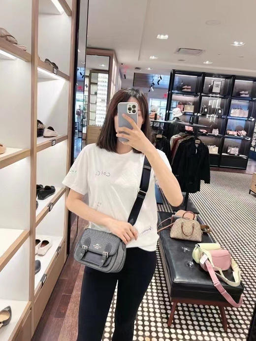 💰1380直邮到手✈️七月新款。颜值在线。coach 新款邮差包 Lucy 露西系列 商品图5