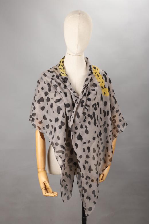 外贸工厂原单超大围巾‼💫 可做披肩使用❣ 夏日里遮阳❣ 空调房保暖❣ 有这一条就够了‼ 商品图1