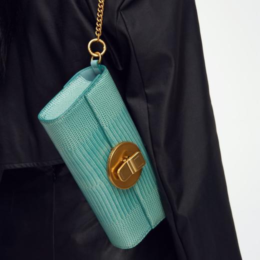 轻奢高级  PECO 易拉罐小T包 赠送皮具护理膏 商品图1