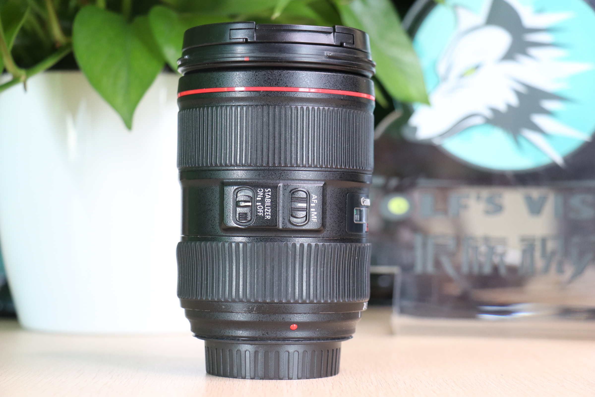 二手镜头佳能24105f4ii成色9成新换过排线