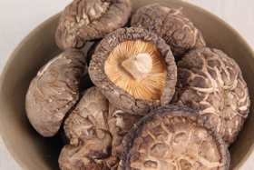 菌菇多糖要常吃，免疫功能更强大