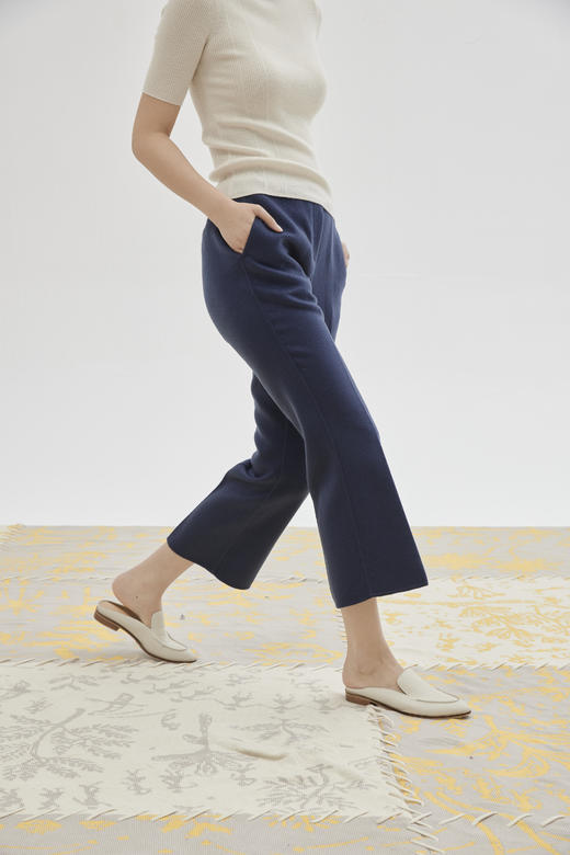 羊绒微喇女西裤 SJF93K851N 商品图2