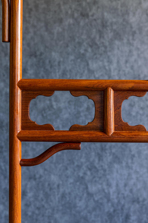 红桥红  家具严选  缅甸花梨（大果紫檀）【106 明式简约 空灵衣帽架 】 商品图4