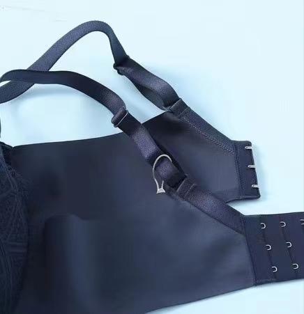 安莉芳新品性感蕾丝深V薄款大胸显小内衣侧收聚拢文胸EB00524 商品图2