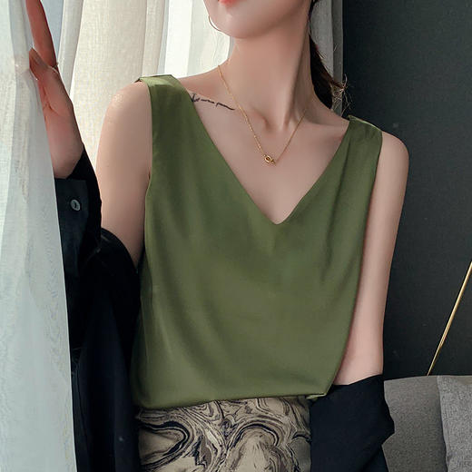 QHJY-JY2157新款韩版宽松宽肩v领美背吊带背心女西装内搭性感无袖吊带女 商品图5