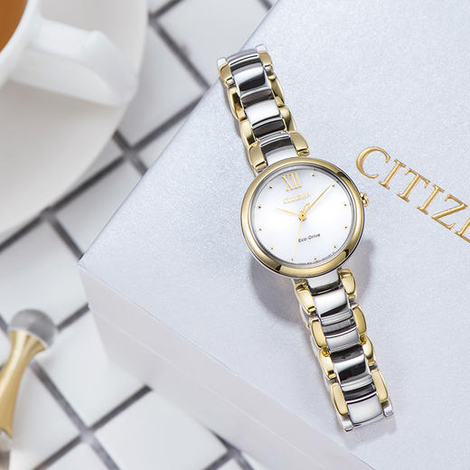 西铁城（CITIZEN）光动能女表钢带时尚款EM0534-80A 商品图7