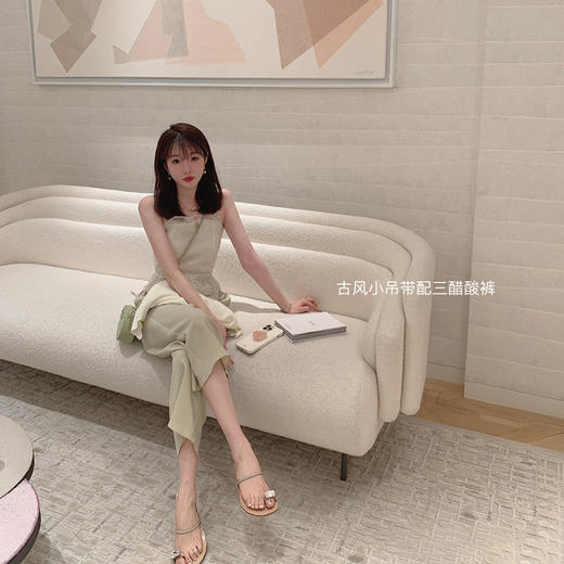 金蘑菇菇【醉梨花美哭系列】双层桑蚕丝重工刺绣国风外穿小吊带 商品图1