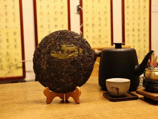 云南西双版纳班盆普洱生茶高山古树圆茶叶饼357g礼盒装 商品图7